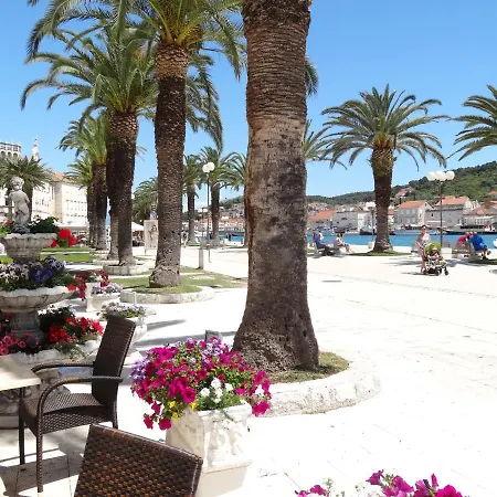 Apartmán Trogir Yellow House Exteriér fotografie
