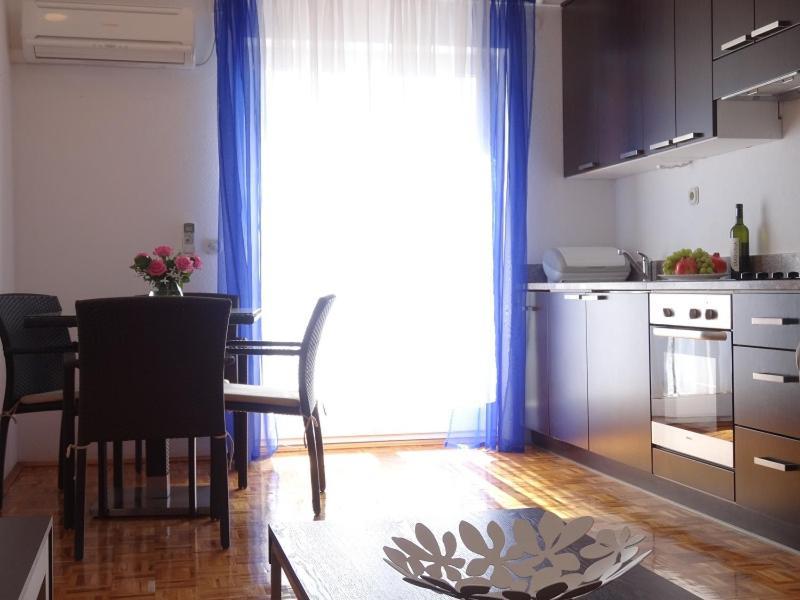 Yellow House Apartment Trogir